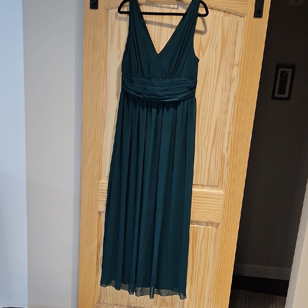 Elegant Teal Sleeveless Dress